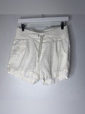 Athleta Retreat Line  Shorts White Pull On Size 4